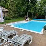 Semesterbostad Szemes Balatonszárszó